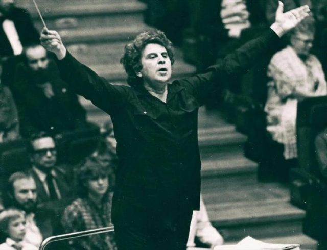 mikis-theodorakis-1024×640