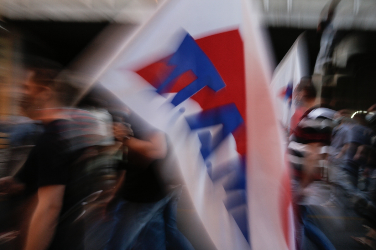 8ωρο; All Workers Militant Front; banner; banners; demonstration; demonstrators; greek communist party; Labour Unions; PAME; protest; protesters; Π.Α.ΜΕ.; ΠΑΜΕ; Συνδικάτα; διαδήλωση; διαδηλωτές; διαδηλωτής; διαμαρτυρία; διαμαρτυρόμενος; πανό; πορεία; νομοσχέδιο; bill;