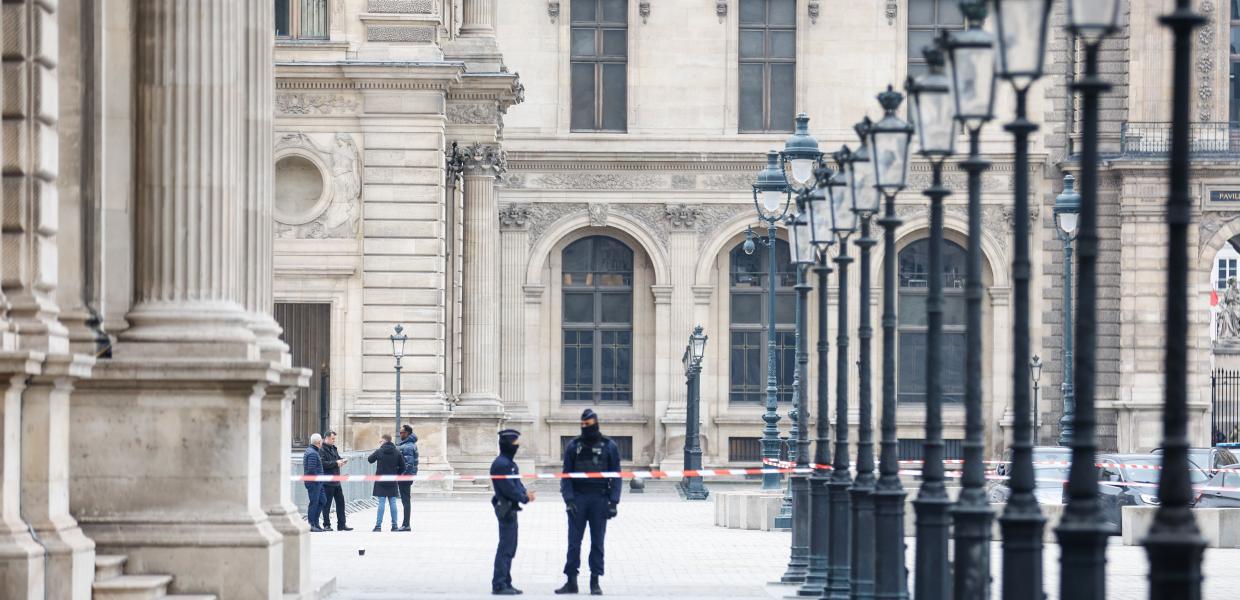 louvre_3