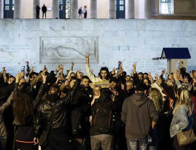 demonstrators; father; Hunger Strike; Panos Routsi; Panos Ruci; rally; solidarity; Tempe Train Accident; Tempi; Tempi Train Accident; Απεργία Πείνας; Δυστύχημα Τεμπών; Πάνος Ρούτσι; Τέμπη; αλληλεγγύη; διαδήλωση; διαδηλωτές; διαδηλωτής; πατέρας; συγκέντρωση; συλλαλητήριο; συμπαράσταση;