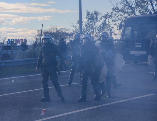 [382518] ΑΓΡΟΤΙΚΟ ΜΠΛΟΚΟ ΣΤΗ ΝΙΚΑΙΑ ΛΑΡΙΣΑΣ (EUROKINISSI)