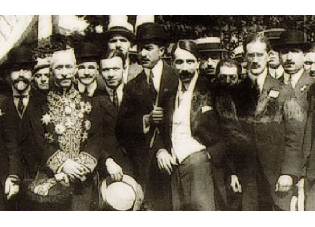 ΝΟΕΜΒΡΙΑΝΑ 715χ460