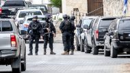 [381643] ΠΕΡΙΣΤΑΤΙΚΟ ΜΕ ΠΥΡΟΒΟΛΙΣΜΟΥΣ ΜΕ ΑΠΟΤΕΛΕΣΜΑ ΝΕΚΡΟΥΣ ΚΑΙ ΤΡΑΥΜΑΤΙΕΣ ΣΗΜΕΙΩΘΗΚΕ ΣΤΑ ΒΟΡΙΖΙΑ ΗΡΑΚΛΕΙΟΥ ΚΡΗΤΗΣ  (ΣΤΕΦΑΝΟΣ ΡΑΠΑΝΗΣ / EUROKINISSI)