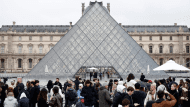 LOUVRE-1