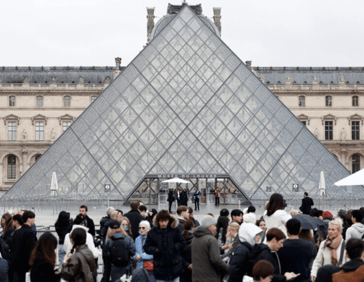 LOUVRE-1