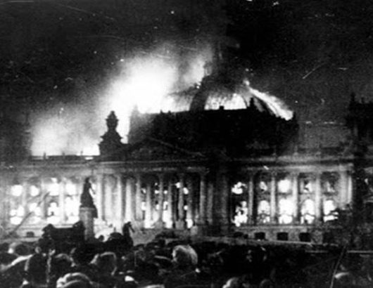 Reichstag2 715Χ460