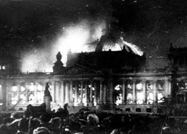 Reichstag2 715Χ460