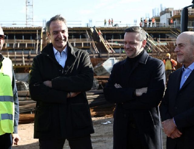 mitsotakis-doukas-gipedo-pao