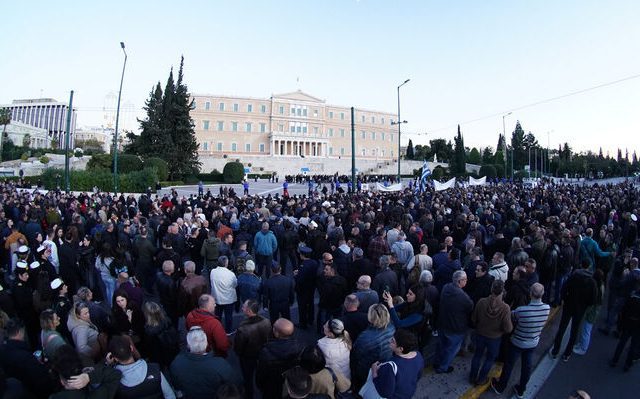 panstratiotiki-sygkentrosi-16