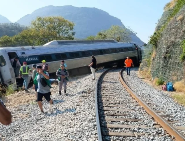 train_mexico