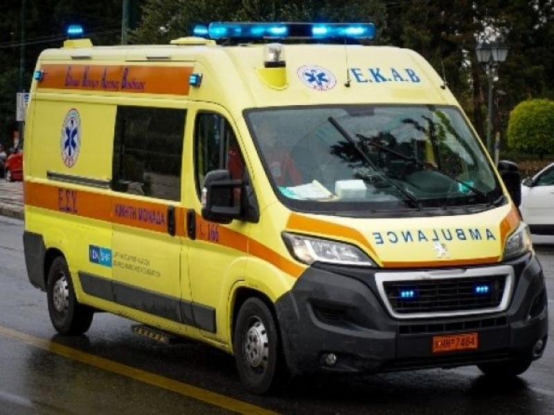 ασθενοφόρο-1