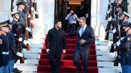 mitsotakis-1-1-768×512