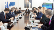 mitsotakis-maximou1