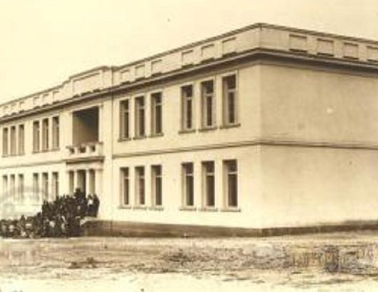 1ο-Δημοτικό-Σχολείο-Καισαριανής- 715Χ460