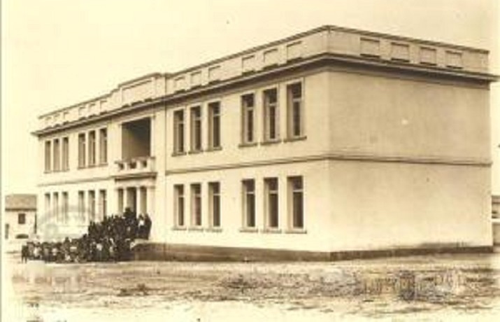 1ο-Δημοτικό-Σχολείο-Καισαριανής- 715Χ460