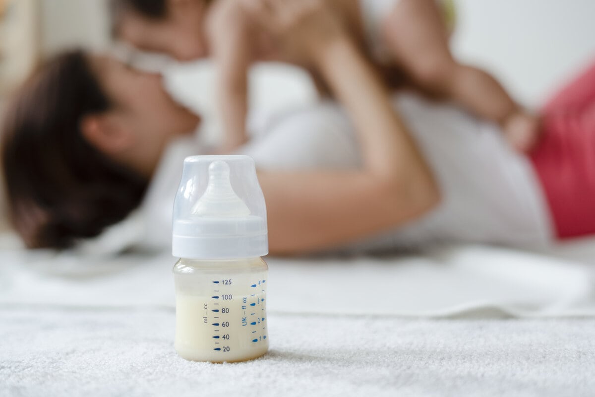 baby-formula-with-mom-baby