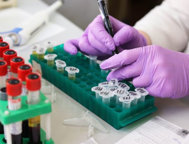 laboratory-3827745-1280-1024×682