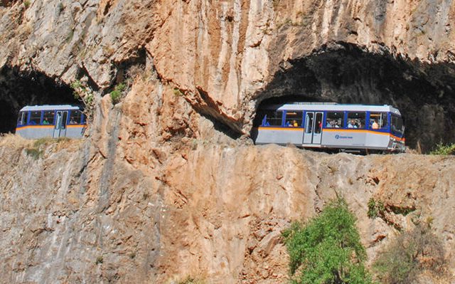 odontotos-hellenic-train-2