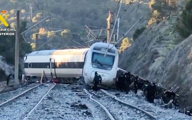 spain-train-crash-12