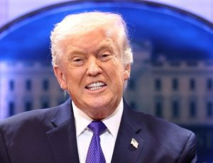 2026-02-22T065535Z_259266083_RC2TPJAB23NA_RTRMADP_5_USA-TRUMP-TARIFFS-1-1200×800