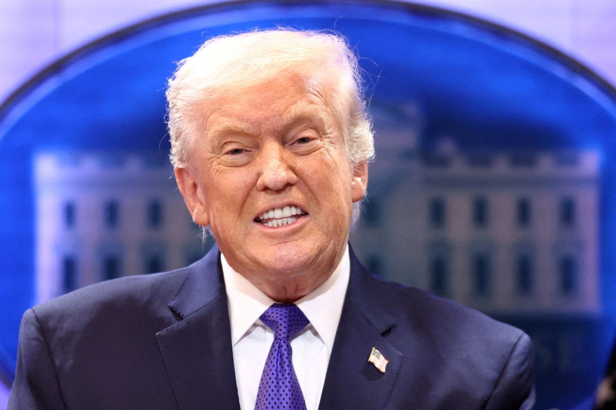 2026-02-22T065535Z_259266083_RC2TPJAB23NA_RTRMADP_5_USA-TRUMP-TARIFFS-1-1200×800