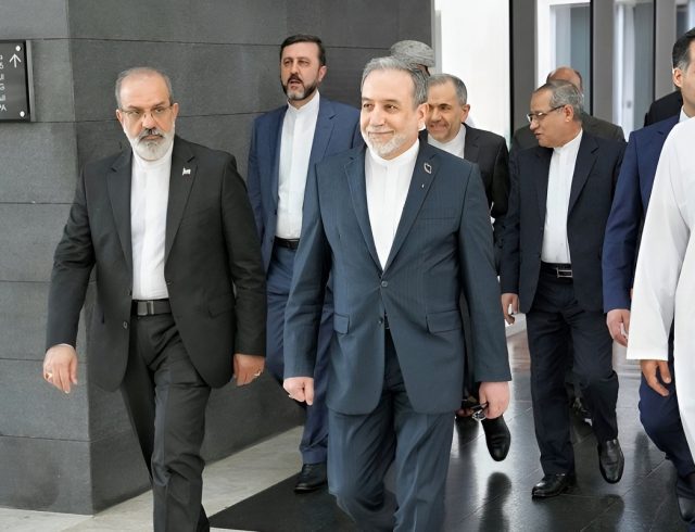 abbas-araghchi_iran_pyrinika_2502_1920-1080_new