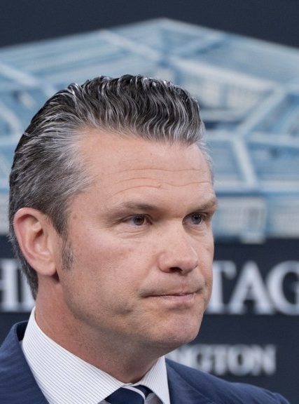 hegseth-pentagono-1024×576