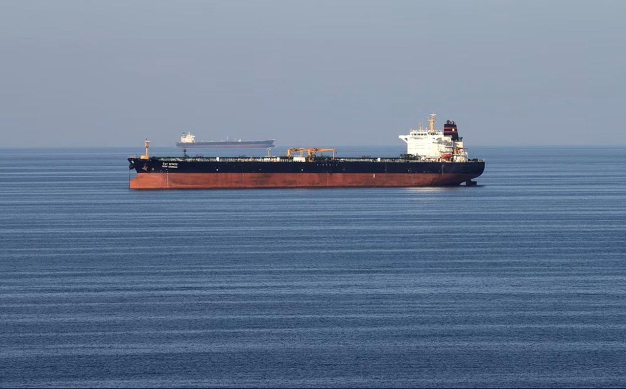 tanker-ston-perisiko-kolpo-1024×637