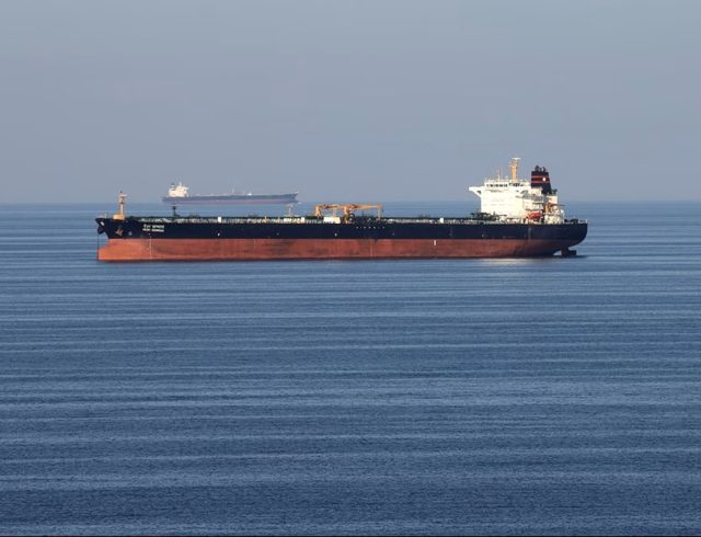 tanker-ston-perisiko-kolpo-1024×637