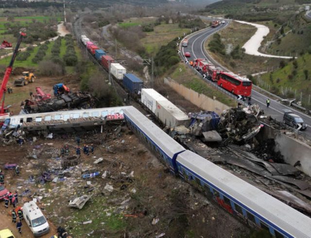 treno_sugkrousi-15