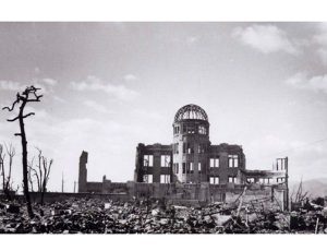 08.06.-6-Augoustou-1945-CHIROSIMA 715Χ460