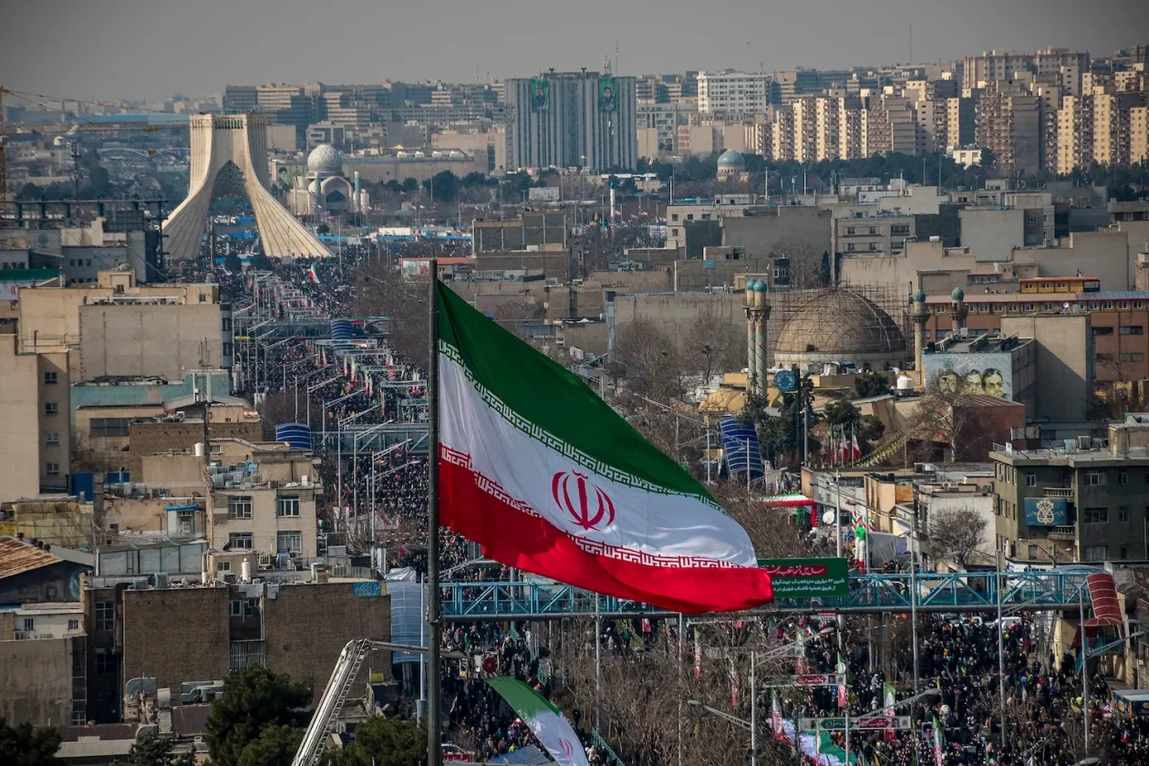 tehran-flag-gettyimages-2199945331