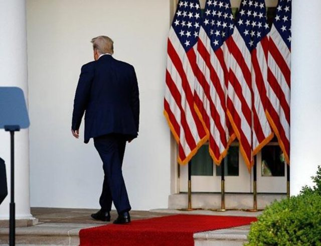 trump-leaving