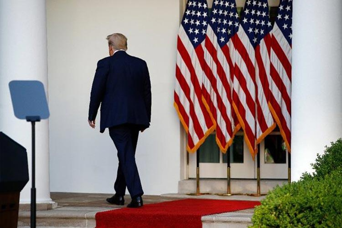 trump-leaving