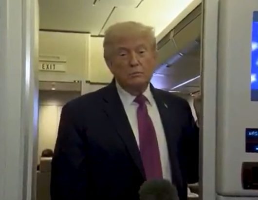 trump_aeroplano