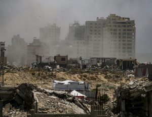 Israeli air strike in the west of Gaza City