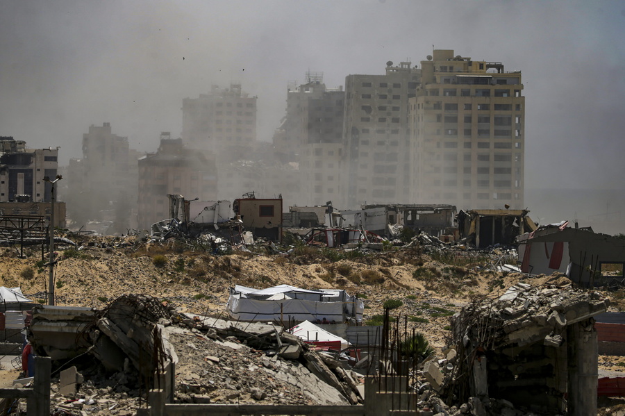 Israeli air strike in the west of Gaza City