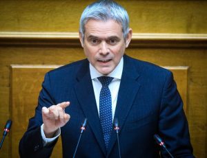 ΚΑΡΑΓΚΟΥΝΗΣ ΚΩΣΤΑΣ ΥΦΥΠΟΥΡΓΟΣ ΣΥΖΗΤΗΣΗ ΣΤΗΝ ΟΛΟΜΕΛΕΙΑ ΤΗΣ ΒΟΥΛΗΣ ΝΟΜΟΣΧΕΔΙΟΥ ΤΟΥ ΥΠΟΥΡΓΕΙΟΥ ΕΡΓΑΣΙΑΣ ΚΑΙ ΚΟΙΝΩΝΙΚΗΣ ΑΣΦΑΛΙΣΗΣ / 2η ΗΜΕΡΑ  (ΓΙΩΡΓΟΣ ΚΟΝΤΑΡΙΝΗΣ/EUROKINISSI)