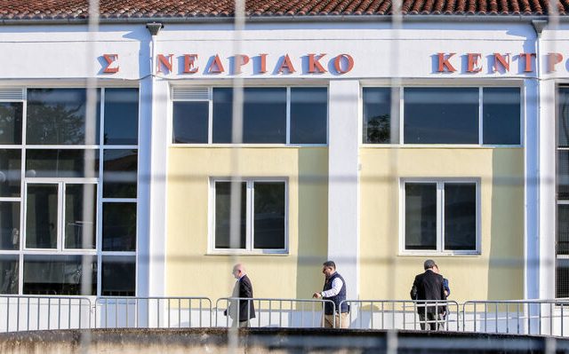 diki-tempi-larisa