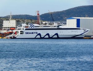 large.HyperspeedJet4inSpanopoulosShipyard23-05-26.JPG.1aceeb339d1220ca8e2317339650d14f