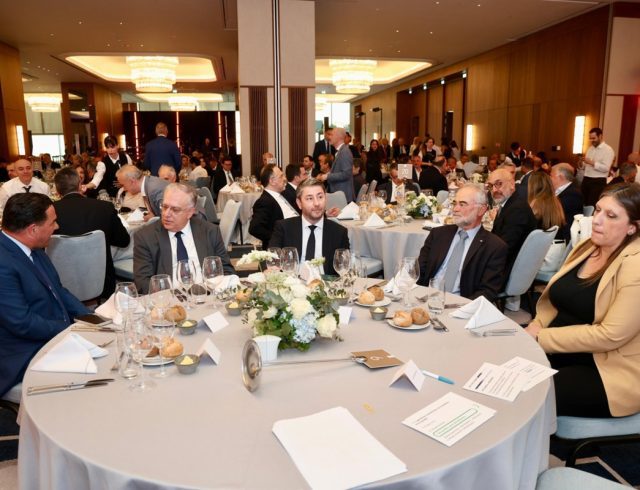 masoutis_foto_politikoi