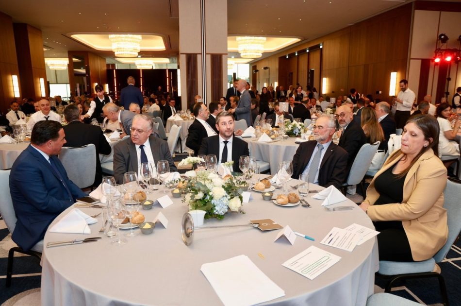 masoutis_foto_politikoi
