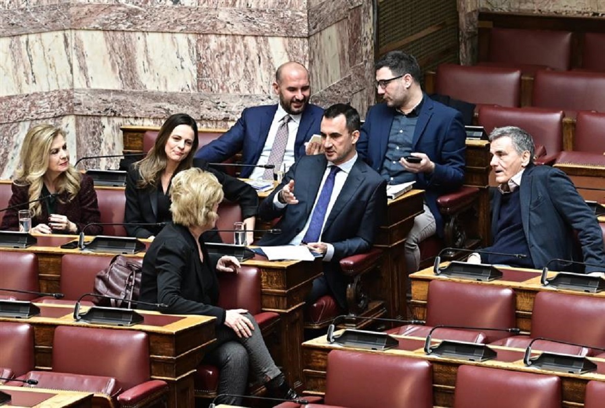 nea_aristera