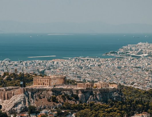rafael-hoyos-weht-UHcnIzIFZw8-unsplash-1200×803