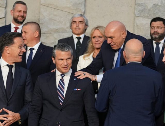 yp-amynas-nato1