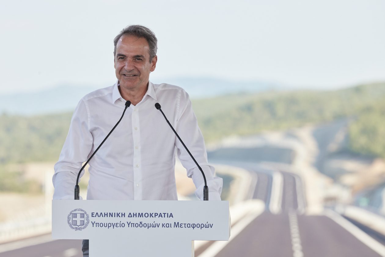 [388588] Ο ΠΡΩΘΥΠΟΥΡΓΟΣ ΚΥΡΙΑΚΟΣ ΜΗΤΣΟΤΑΚΗΣ ΣΤΗΝ ΠΑΡΑΔΟΣΗ ΤΟΥ ΑΥΤΟΚΙΝΗΤΟΔΡΟΜΟΥ Ε65 ΚΕΝΤΡΙΚΗΣ ΕΛΛΑΔΑΣ ΣΤΑ ΓΡΕΒΕΝΑ (Γ.Τ ΠΡΩΘΥΠΟΥΡΓΟΥ/ΔΗΜΗΤΡΗΣ ΠΑΠΑΜΗΤΣΟΣ/EUROKINISSI)