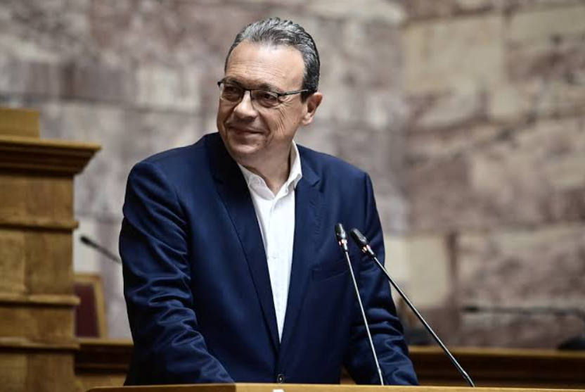 σωκρατης φαμελλος