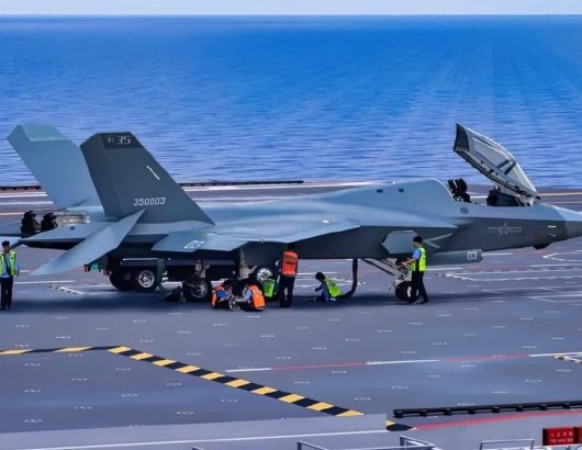 China-J-35-Blue-Shark-Stealth-Fighter