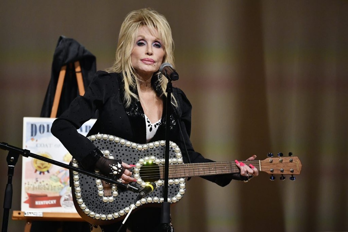 dollyParton