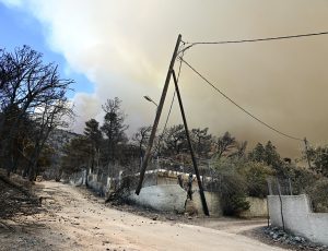 [388802] ΕΙΚΟΝΕΣ ΚΑΤΑΣΤΡΟΦΗΣ ΑΠΟ ΤΑ  ΚΑΜΕΝΑ ΣΤΟ ΠΟΡΤΟ ΓΕΡΜΕΝΟ (ΜΙΧΑΛΗΣ ΚΑΡΑΓΙΑΝΝΗΣ / EUROKINISSI)